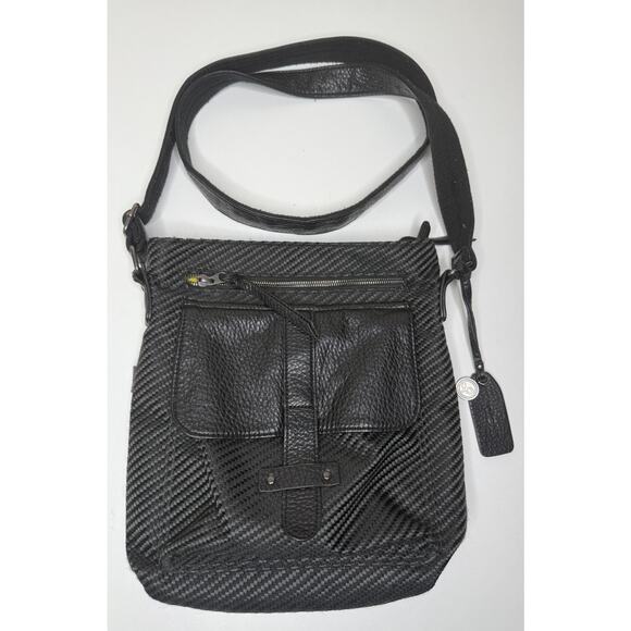 Pistil Gotta Run Crossbody Bag Black Poly Vinyl Slide Adjustable Strap Lined Zip - Picture 1 of 10
